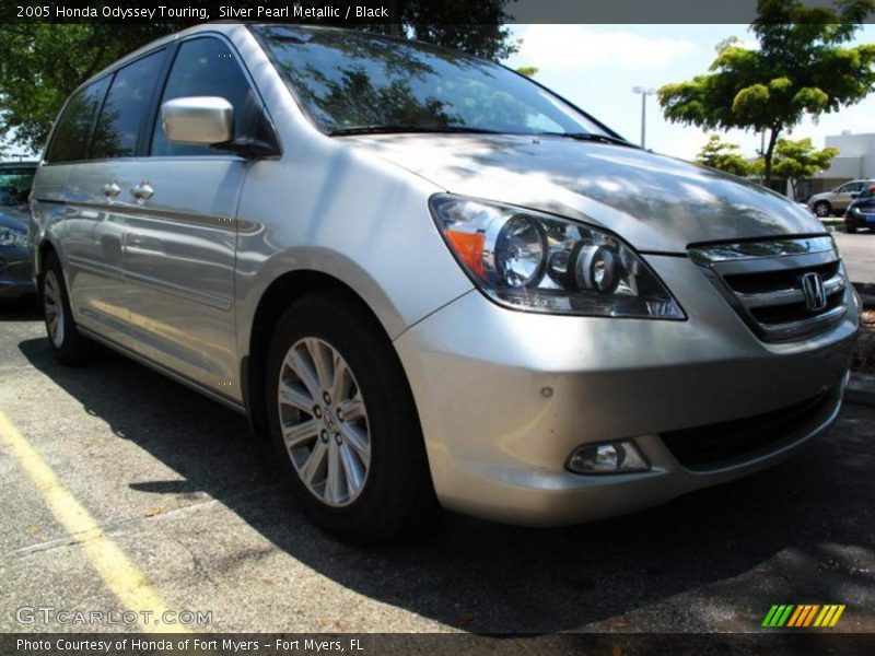 Silver Pearl Metallic / Black 2005 Honda Odyssey Touring
