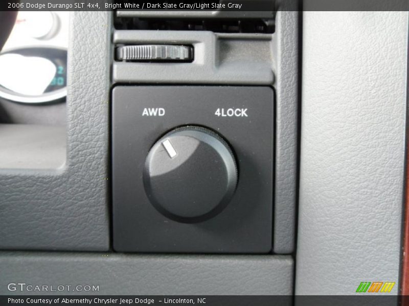 Bright White / Dark Slate Gray/Light Slate Gray 2006 Dodge Durango SLT 4x4