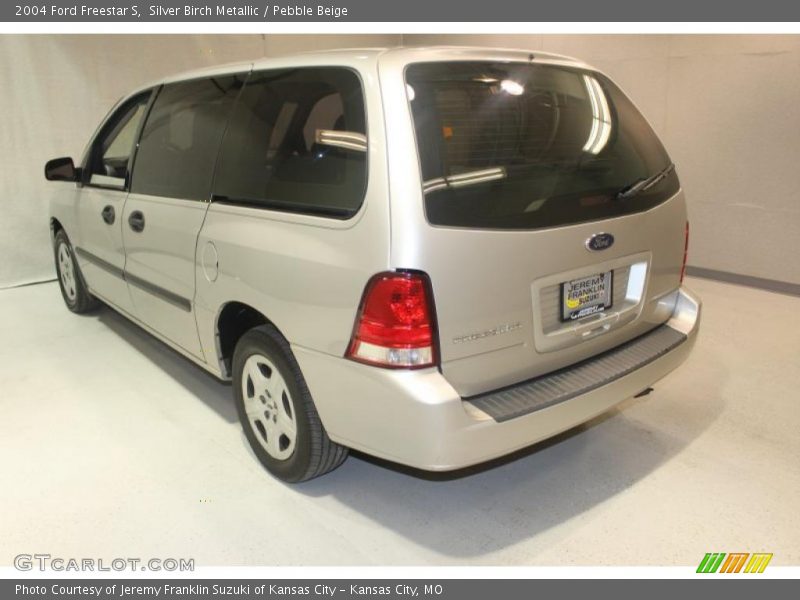 Silver Birch Metallic / Pebble Beige 2004 Ford Freestar S