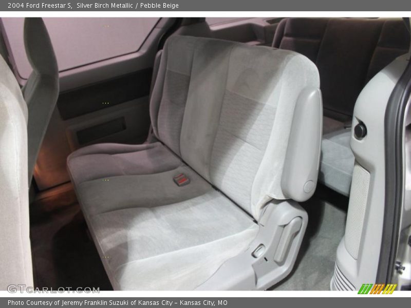 Silver Birch Metallic / Pebble Beige 2004 Ford Freestar S