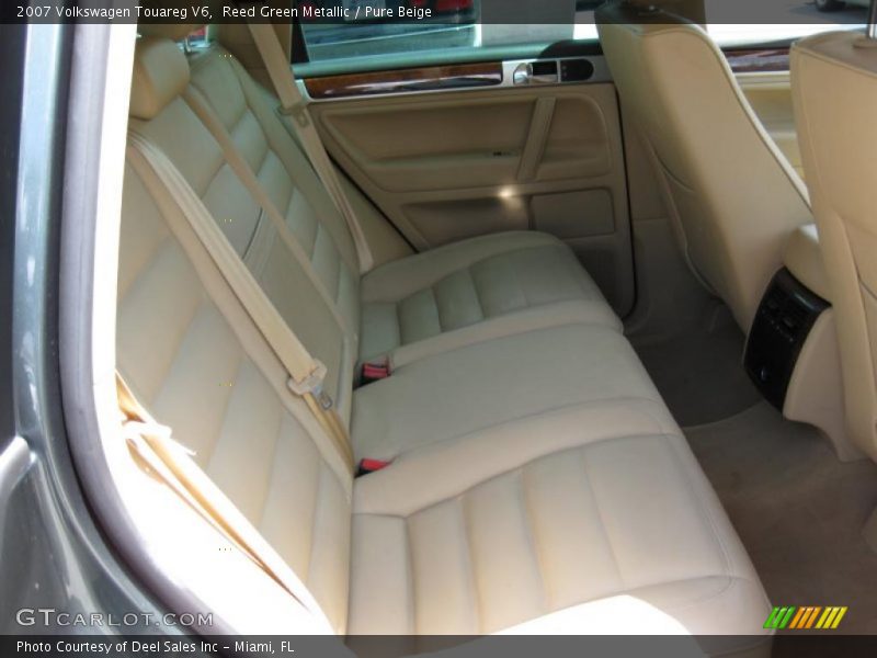 Reed Green Metallic / Pure Beige 2007 Volkswagen Touareg V6