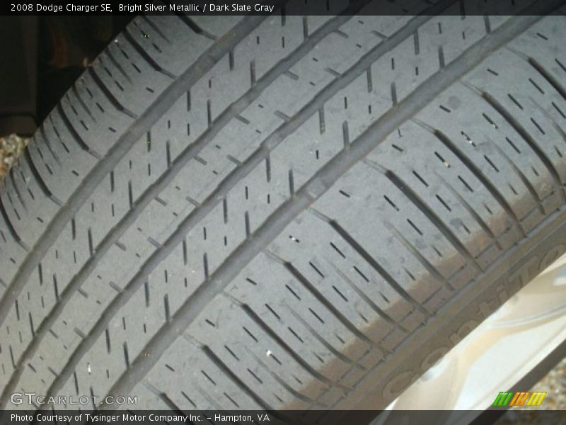 Bright Silver Metallic / Dark Slate Gray 2008 Dodge Charger SE