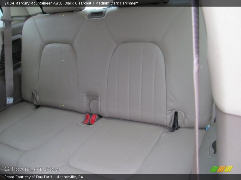 Black Clearcoat / Medium Dark Parchment 2004 Mercury Mountaineer AWD