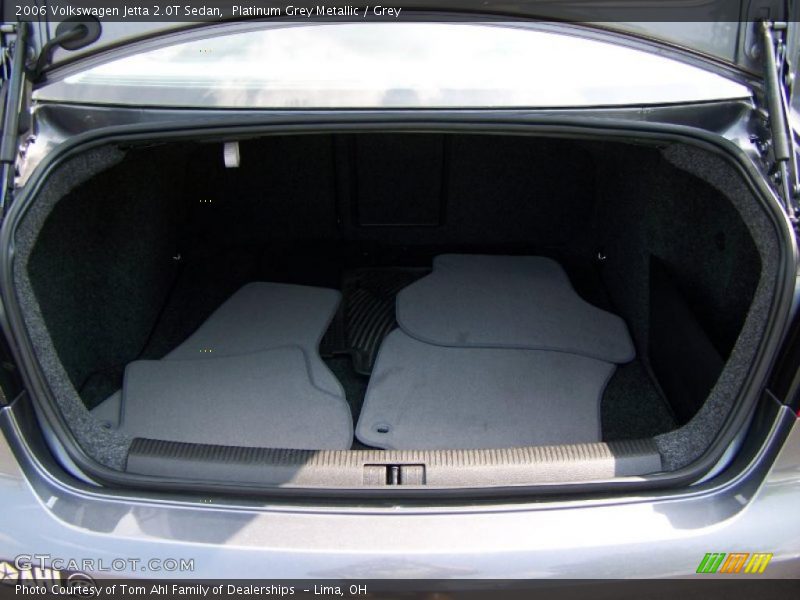 Platinum Grey Metallic / Grey 2006 Volkswagen Jetta 2.0T Sedan