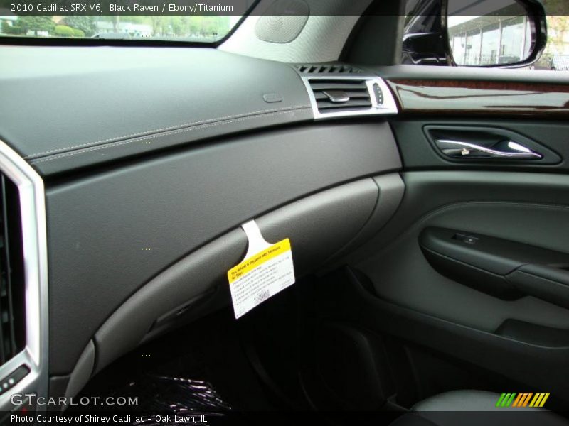 Black Raven / Ebony/Titanium 2010 Cadillac SRX V6