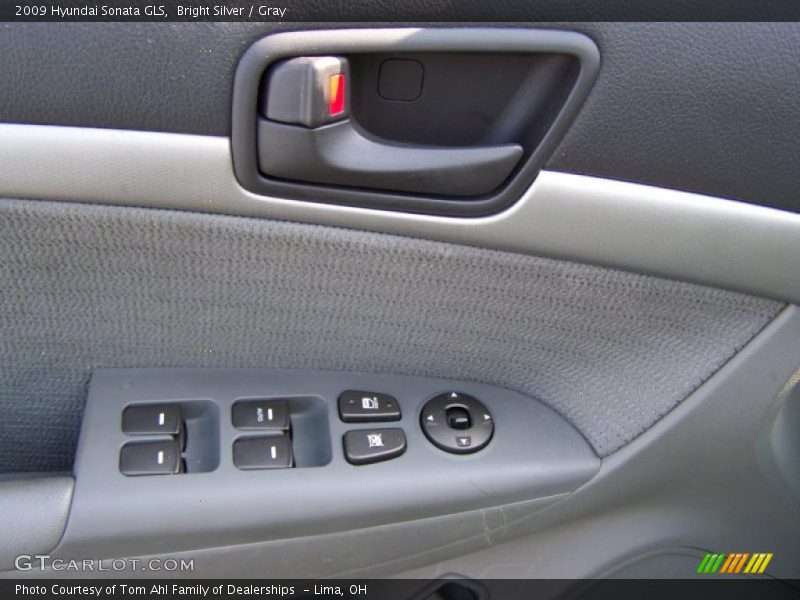 Bright Silver / Gray 2009 Hyundai Sonata GLS