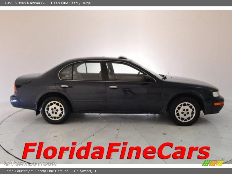 Deep Blue Pearl / Beige 1995 Nissan Maxima GLE