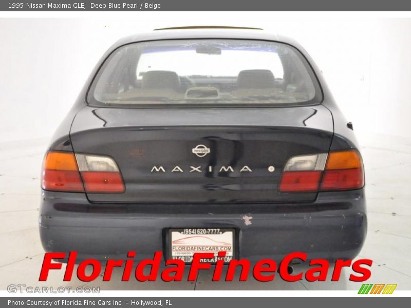 Deep Blue Pearl / Beige 1995 Nissan Maxima GLE