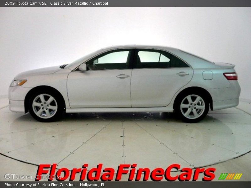 Classic Silver Metallic / Charcoal 2009 Toyota Camry SE