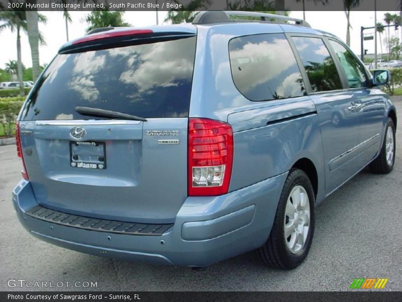 South Pacific Blue / Beige 2007 Hyundai Entourage Limited