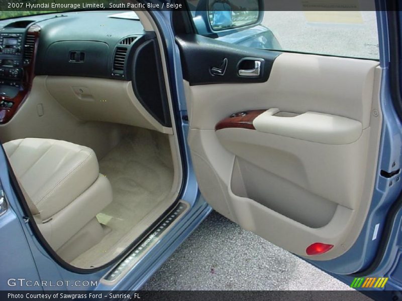 South Pacific Blue / Beige 2007 Hyundai Entourage Limited