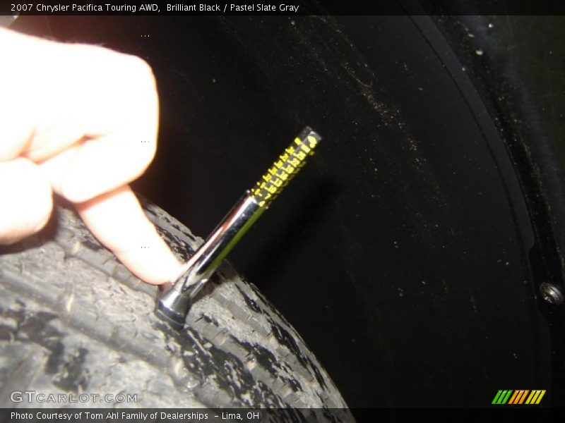 Brilliant Black / Pastel Slate Gray 2007 Chrysler Pacifica Touring AWD