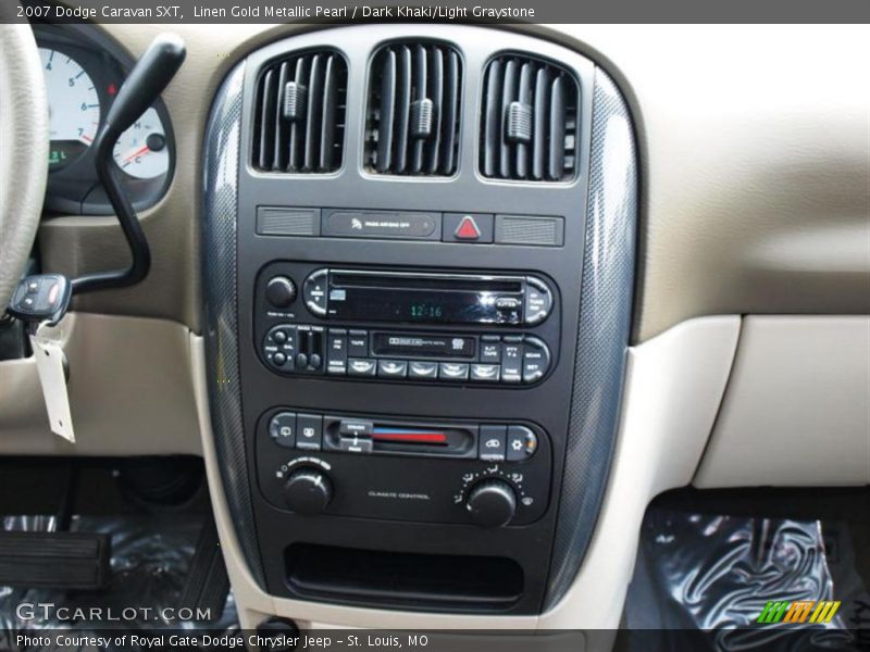 Linen Gold Metallic Pearl / Dark Khaki/Light Graystone 2007 Dodge Caravan SXT