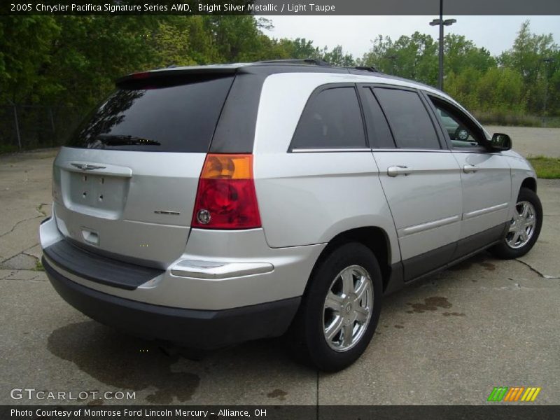 Bright Silver Metallic / Light Taupe 2005 Chrysler Pacifica Signature Series AWD