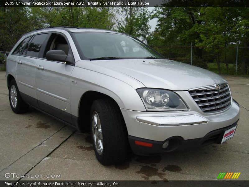 Bright Silver Metallic / Light Taupe 2005 Chrysler Pacifica Signature Series AWD