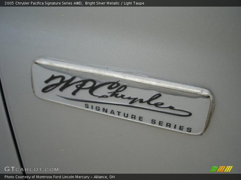 Bright Silver Metallic / Light Taupe 2005 Chrysler Pacifica Signature Series AWD