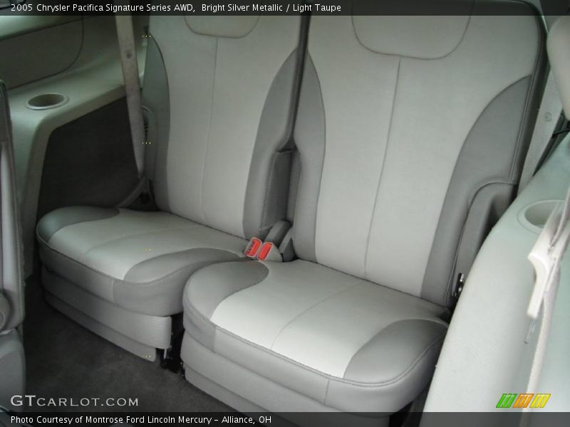 Bright Silver Metallic / Light Taupe 2005 Chrysler Pacifica Signature Series AWD