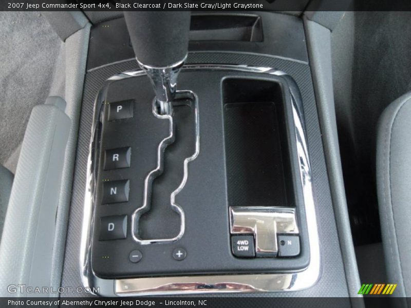 Black Clearcoat / Dark Slate Gray/Light Graystone 2007 Jeep Commander Sport 4x4