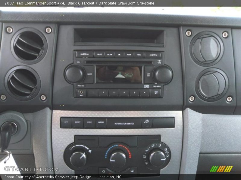 Black Clearcoat / Dark Slate Gray/Light Graystone 2007 Jeep Commander Sport 4x4