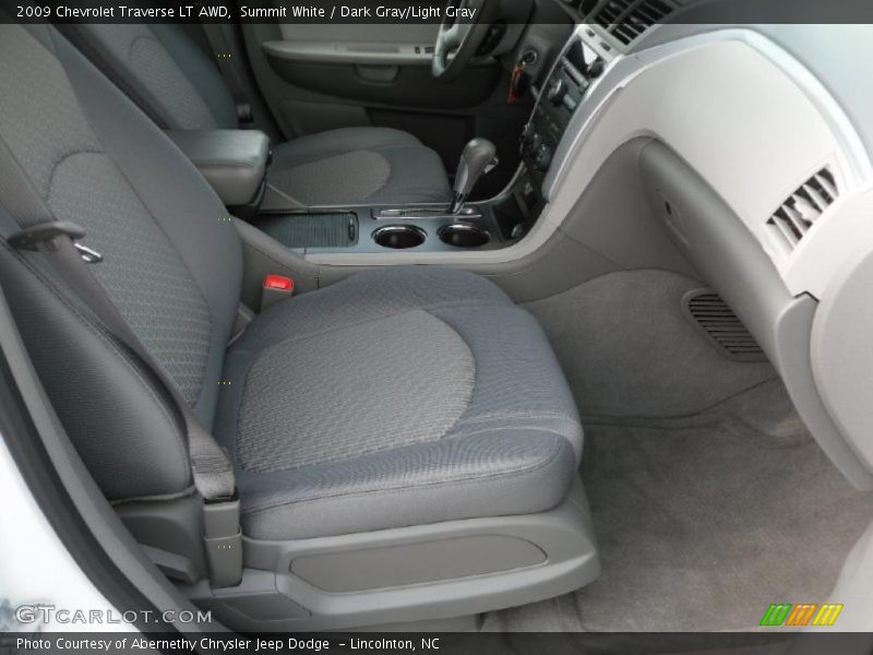 Summit White / Dark Gray/Light Gray 2009 Chevrolet Traverse LT AWD