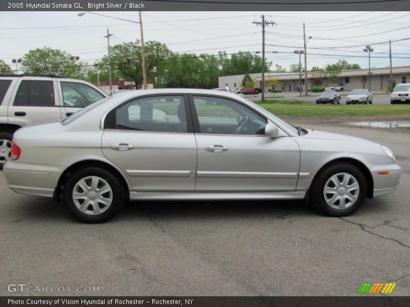 Bright Silver / Black 2005 Hyundai Sonata GL