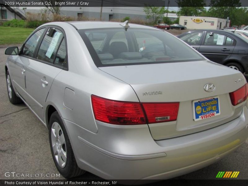 Bright Silver / Gray 2009 Hyundai Sonata GLS