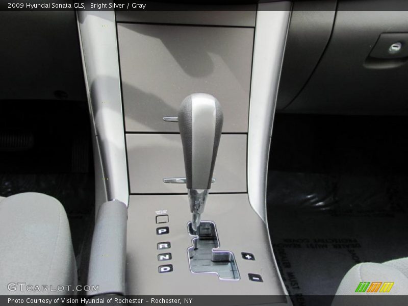 Bright Silver / Gray 2009 Hyundai Sonata GLS