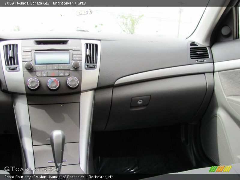 Bright Silver / Gray 2009 Hyundai Sonata GLS