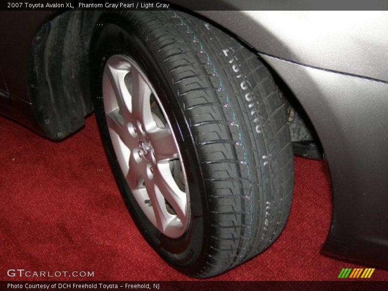 Phantom Gray Pearl / Light Gray 2007 Toyota Avalon XL