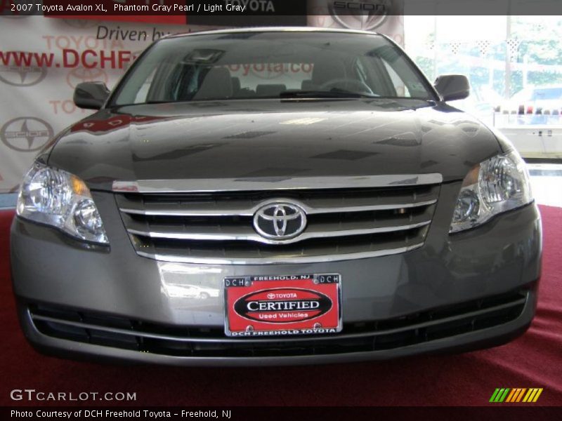 Phantom Gray Pearl / Light Gray 2007 Toyota Avalon XL