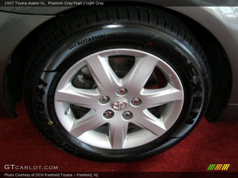 Phantom Gray Pearl / Light Gray 2007 Toyota Avalon XL