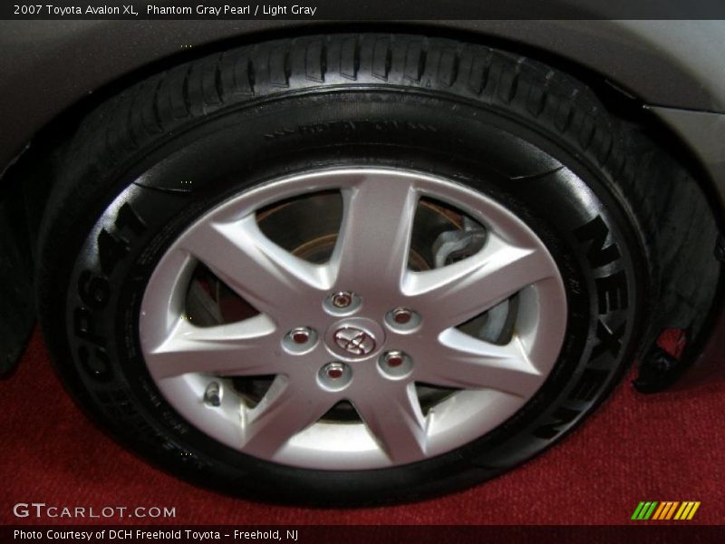 Phantom Gray Pearl / Light Gray 2007 Toyota Avalon XL