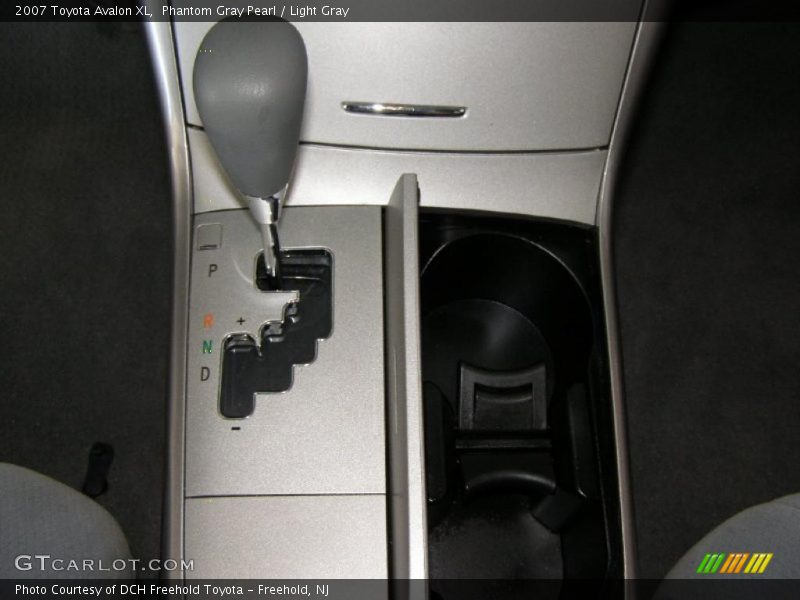 Phantom Gray Pearl / Light Gray 2007 Toyota Avalon XL