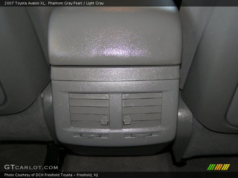 Phantom Gray Pearl / Light Gray 2007 Toyota Avalon XL