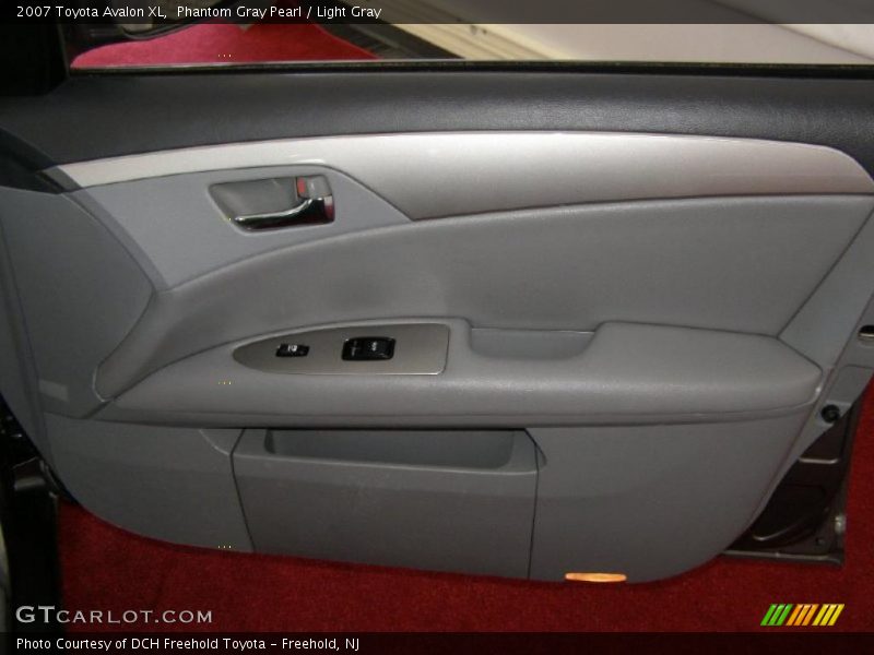 Phantom Gray Pearl / Light Gray 2007 Toyota Avalon XL