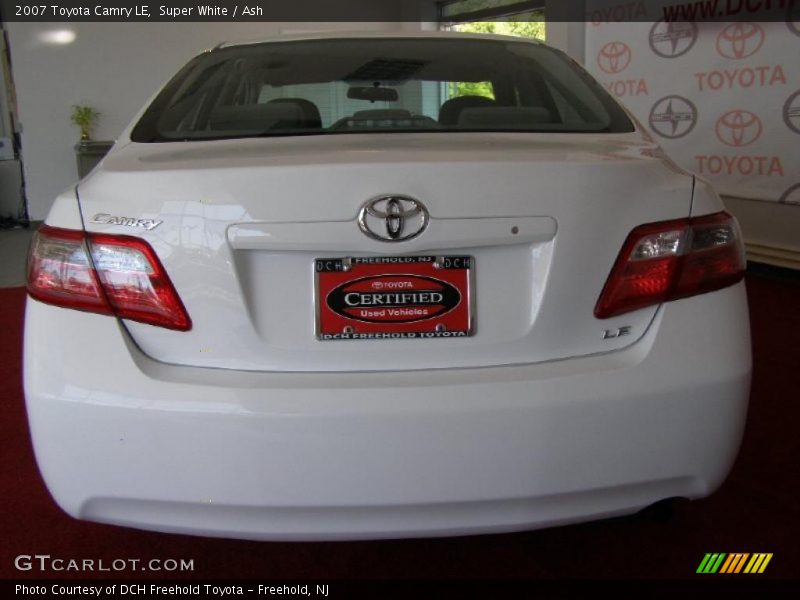 Super White / Ash 2007 Toyota Camry LE