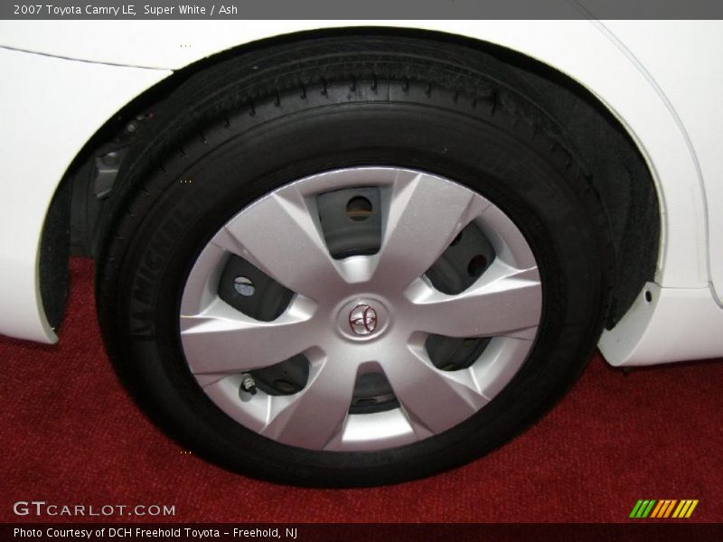 Super White / Ash 2007 Toyota Camry LE