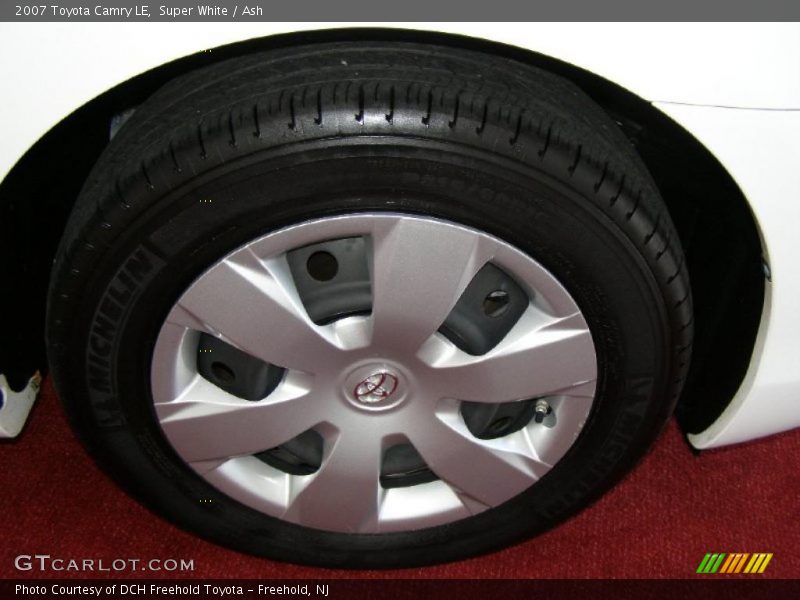 Super White / Ash 2007 Toyota Camry LE