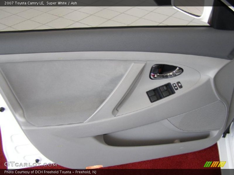 Super White / Ash 2007 Toyota Camry LE
