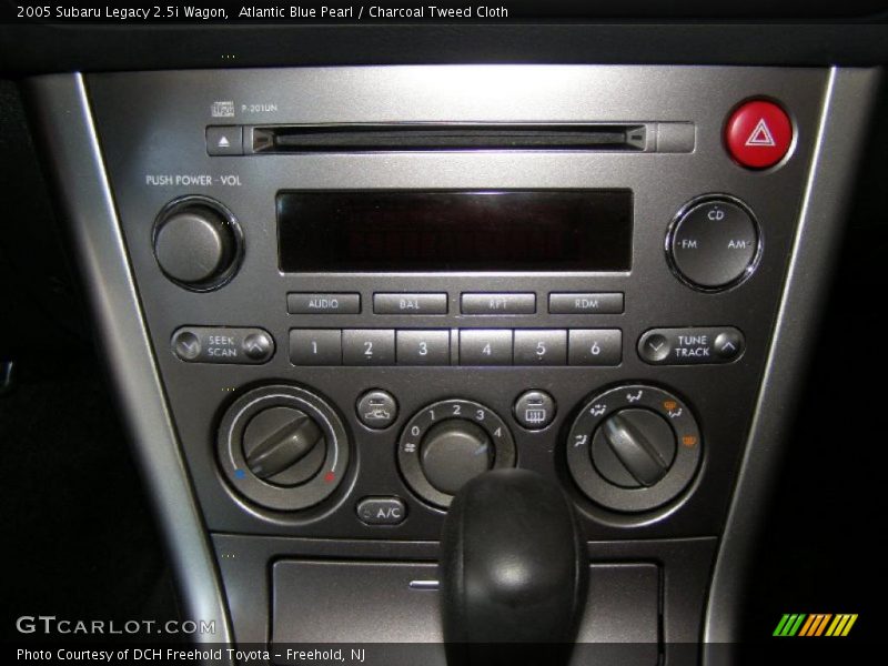 Atlantic Blue Pearl / Charcoal Tweed Cloth 2005 Subaru Legacy 2.5i Wagon