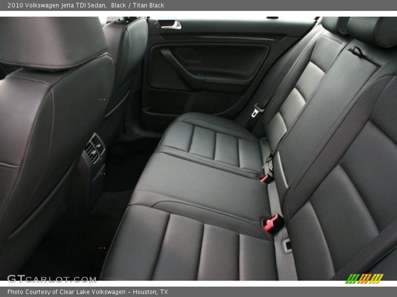 Black / Titan Black 2010 Volkswagen Jetta TDI Sedan