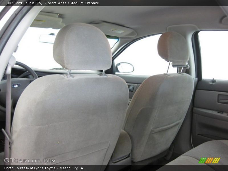 Vibrant White / Medium Graphite 2002 Ford Taurus SES