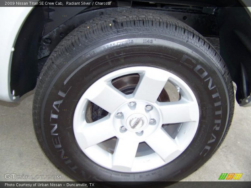 Radiant Silver / Charcoal 2009 Nissan Titan SE Crew Cab