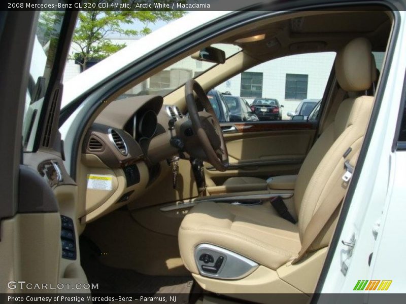 Arctic White / Macadamia 2008 Mercedes-Benz GL 320 CDI 4Matic
