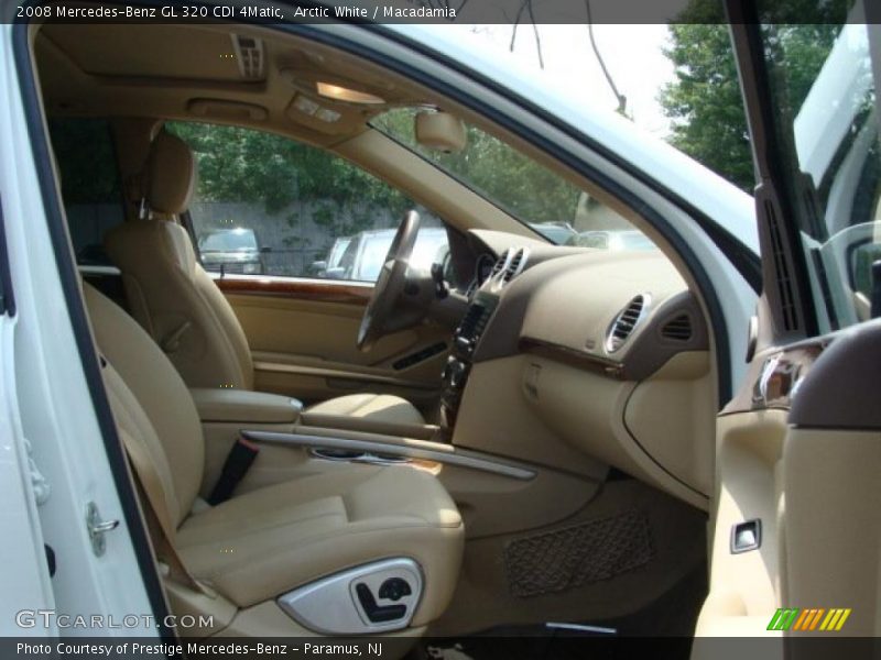 Arctic White / Macadamia 2008 Mercedes-Benz GL 320 CDI 4Matic