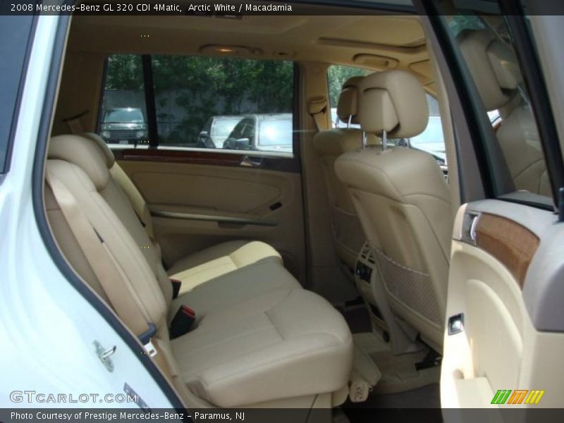 Arctic White / Macadamia 2008 Mercedes-Benz GL 320 CDI 4Matic