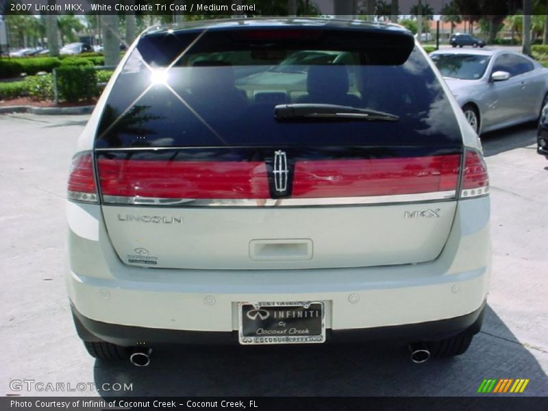 White Chocolate Tri Coat / Medium Camel 2007 Lincoln MKX