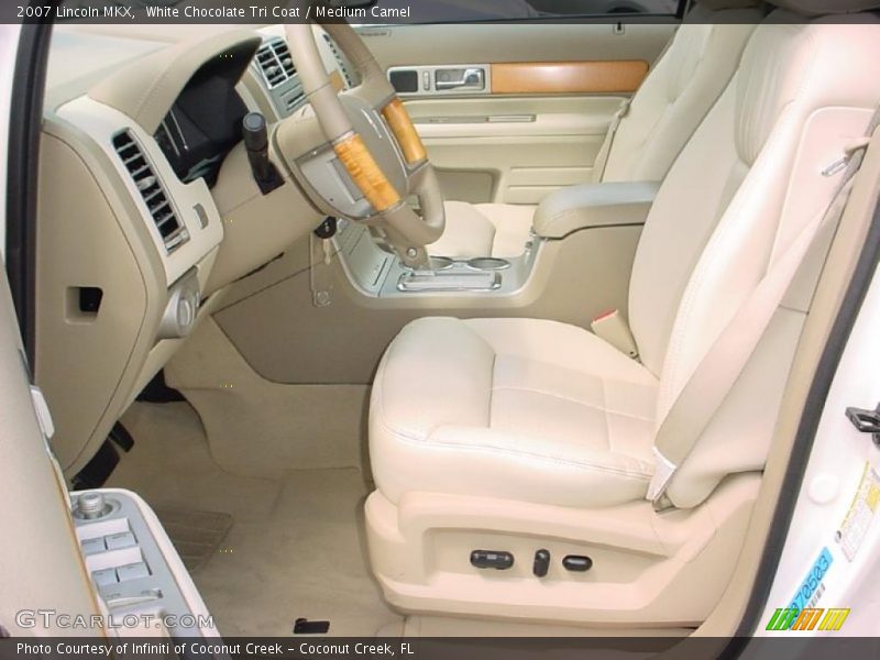 White Chocolate Tri Coat / Medium Camel 2007 Lincoln MKX