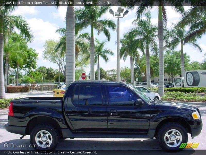 Black Clearcoat / Medium Dark Flint 2005 Ford Explorer Sport Trac XLS
