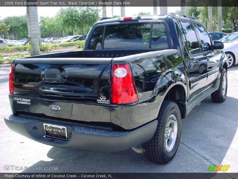 Black Clearcoat / Medium Dark Flint 2005 Ford Explorer Sport Trac XLS